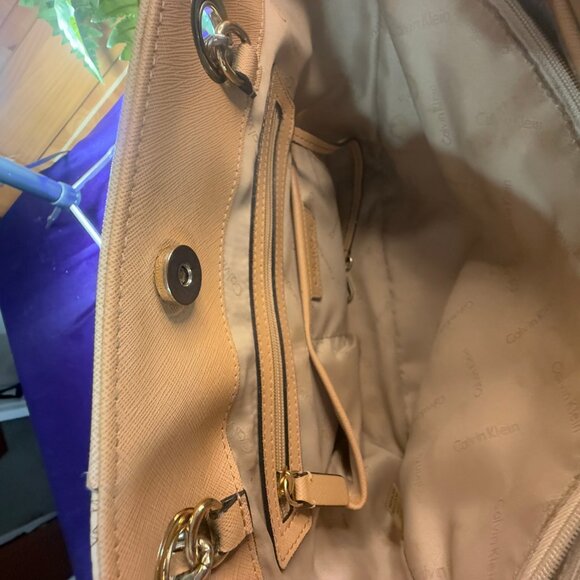 πCalvin Klein Hayden Saffiano Leather Patchwork Double Handle Tote - Handbag - Picture 8 of 16